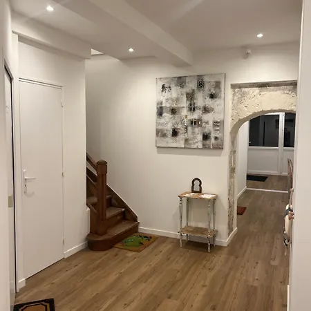 Locations De Et Cures A 1er Etage Droite 公寓 *